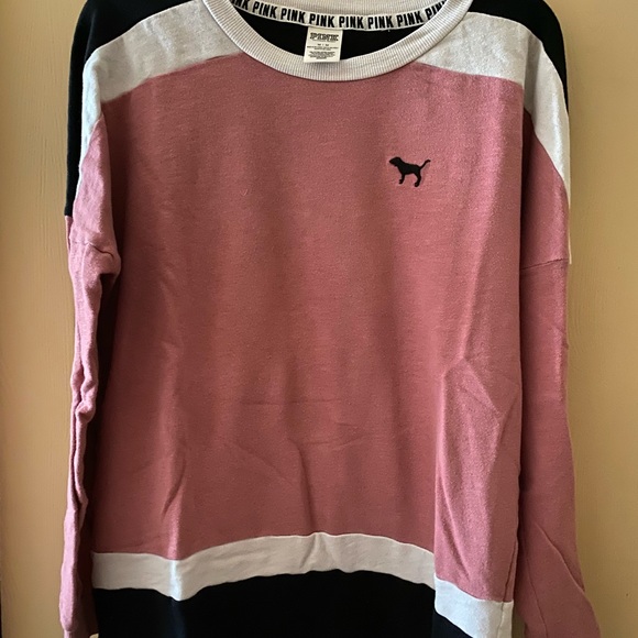 Victoria Secret - Picture 1 of 2